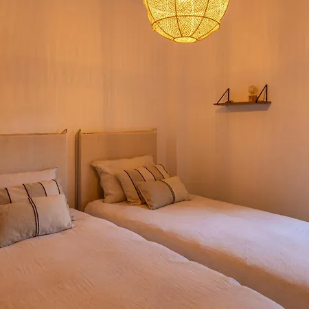 Lejlighed Sleek 3br Luxury Ground Floor - La Cala Golf La Mairena